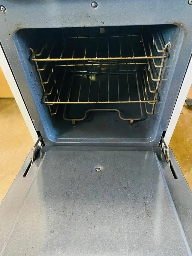 Frigidaire Lift-Top Range, - Photo 2