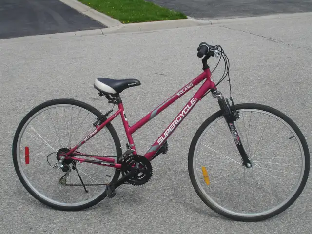 FEMALE'S HYBRID 700C SUPERCYCLE SOLARIS 18SPD ROAD/TRAIL BIKE! - Photo 3