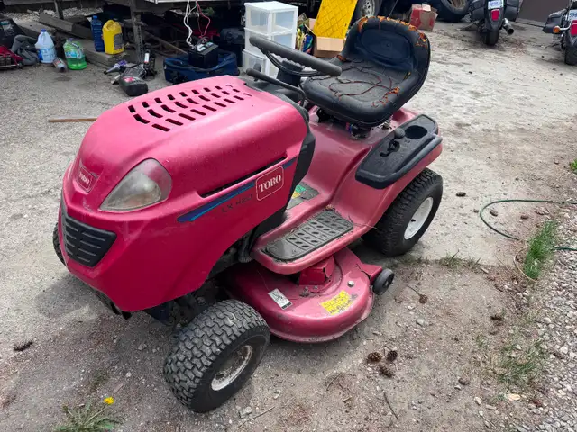 Toro Ride On Mower - Photo 2