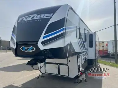 2022 Fuzion 429