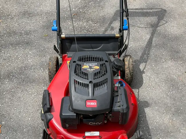 Toro 22'' Personal Pace Super Recycler Lawnmower - Photo 7