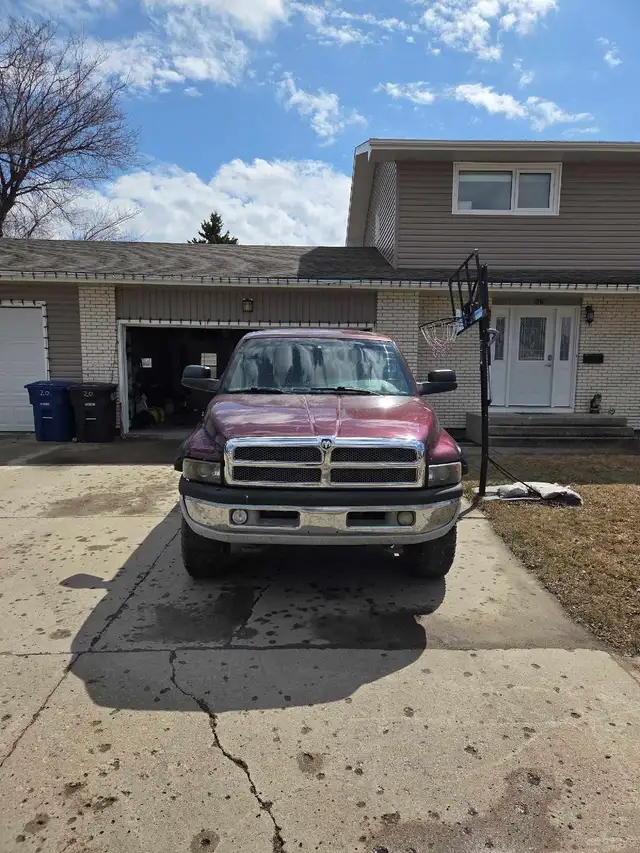 2001 dodge 2500 cummins 4x4 - Photo 2