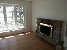 Single home in Carleton Heights with fenced-in private yard. - Photo 3