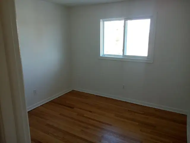 Single home in Carleton Heights with fenced-in private yard. - Photo 8