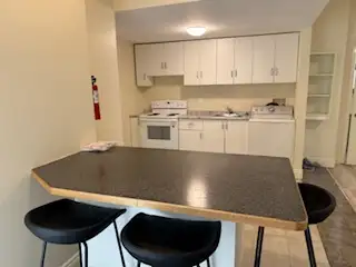 2 bedroom   den (or extra bedroom)