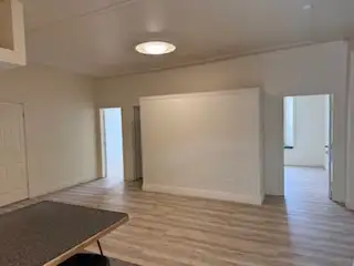 2 bedroom   den (or extra bedroom) - Photo 4