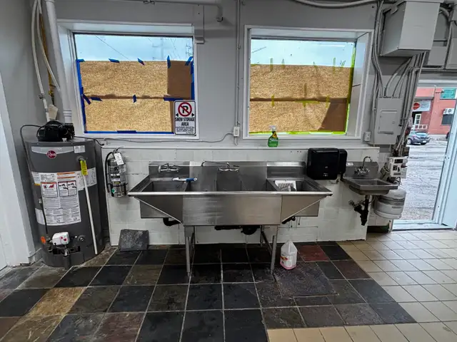 Blue Ribbon Cleaning Co. - Photo 4