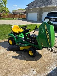 John deer lt 133