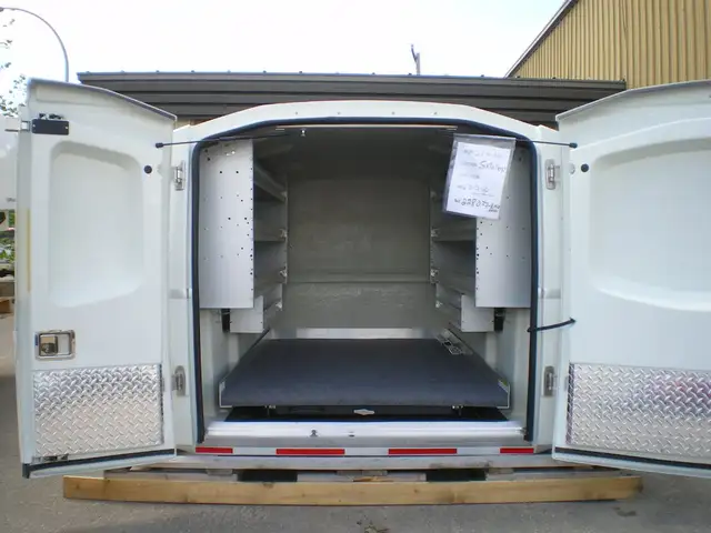 New Spacekaps, Service Body Slide-Ins, Fiberglass Slide-Ins - Photo 4