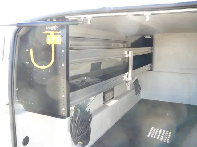 New Spacekap Compak Service Body Fiberglass Slide-In - Photo 7