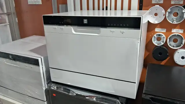 RCA DISHWASHER MODEL NO : RDW3208-B