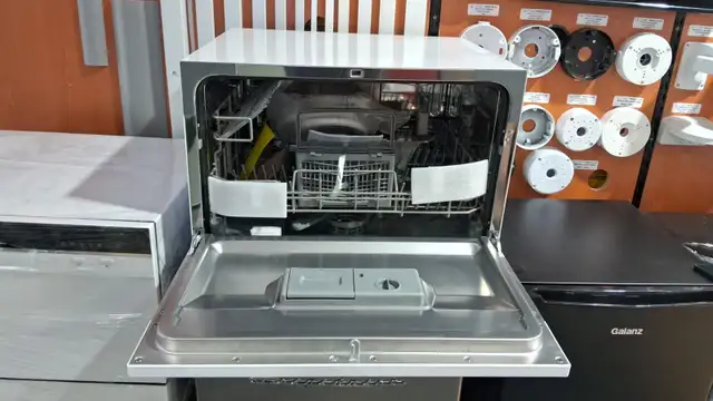 RCA DISHWASHER MODEL NO : RDW3208-B - Photo 3