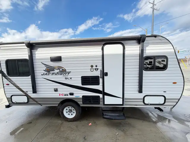2019 JAYCO JAYFLIGHT 175RD SLX  2,910lbs FINANCING AVAILABLE - Photo 7