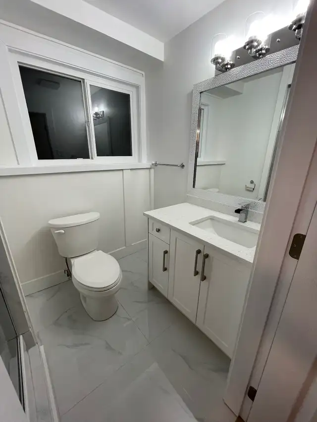 Private furnished room for rent near Braid Station bus 128, 155 - Photo 5