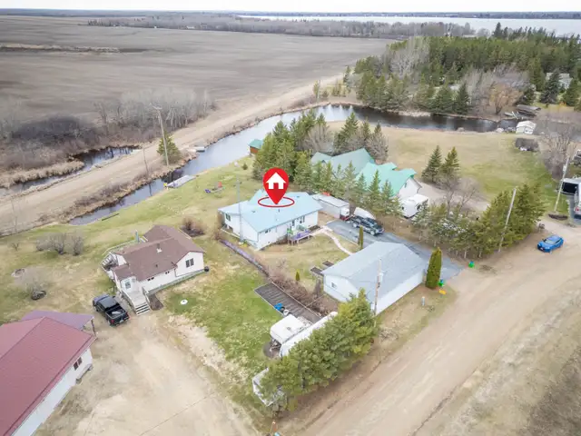 OPEN HOUSE SUNDAY, MAY 10...6 FRANCIS DRIVE LDB, WATER FRONT!