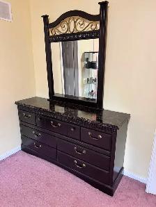 Queen Size Bedroom Set