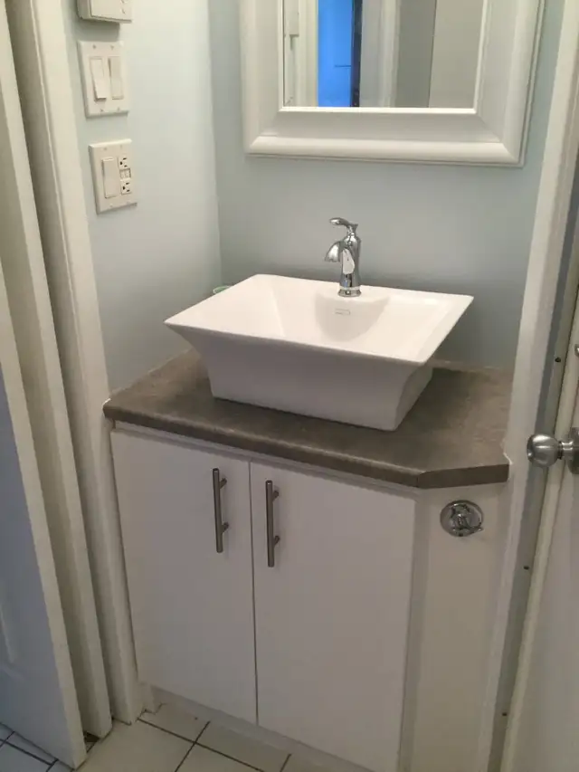 2½ neuf Meublé – Lac Beauport – Libre… $250/sem - Photo 8