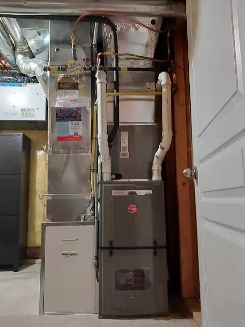 Heating Ventilation And Air conditioning - Photo 2