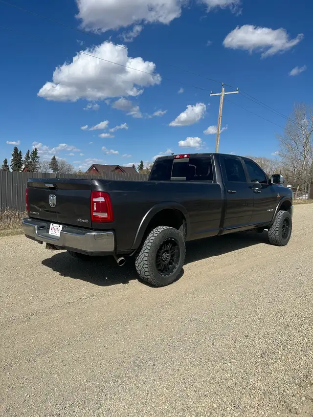 2022 dodge ram 3500 diesel - Photo 4