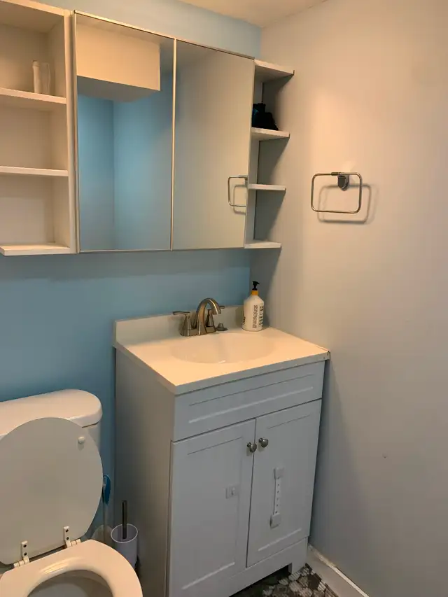 Furnished Private Room for rent Moody Park - Bus 112, 101, 155, - Photo 5