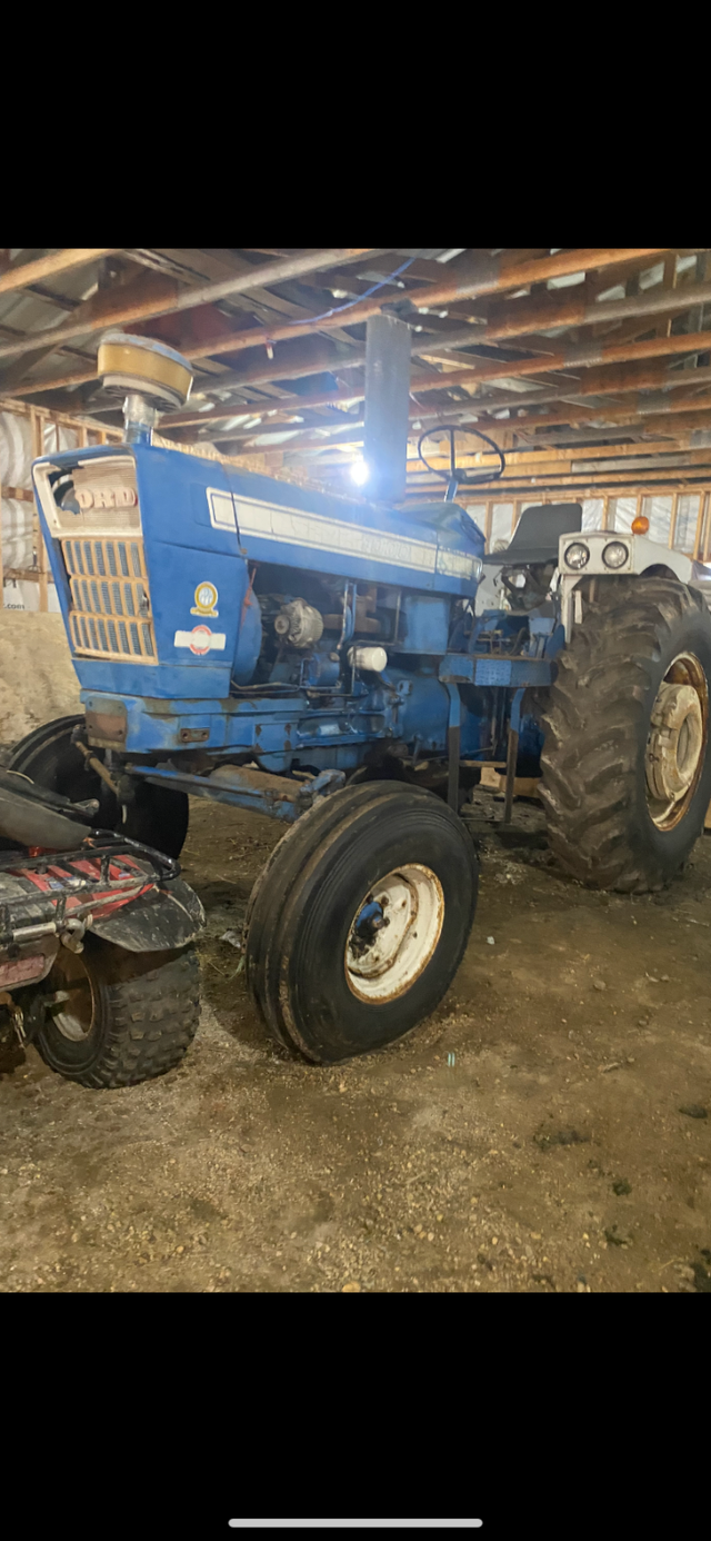 7000 FORD TRACTOR - Photo 3