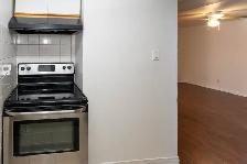 1 Bed 1 Bath Bsmt Pickering @ Dixie & Finch SEPARATE ENTRANCE - Photo 5