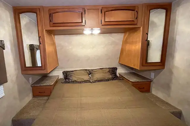 2012 Palomino Puma 22KRB – Pre-Owned Light Weight Travel Trailer - Photo 33