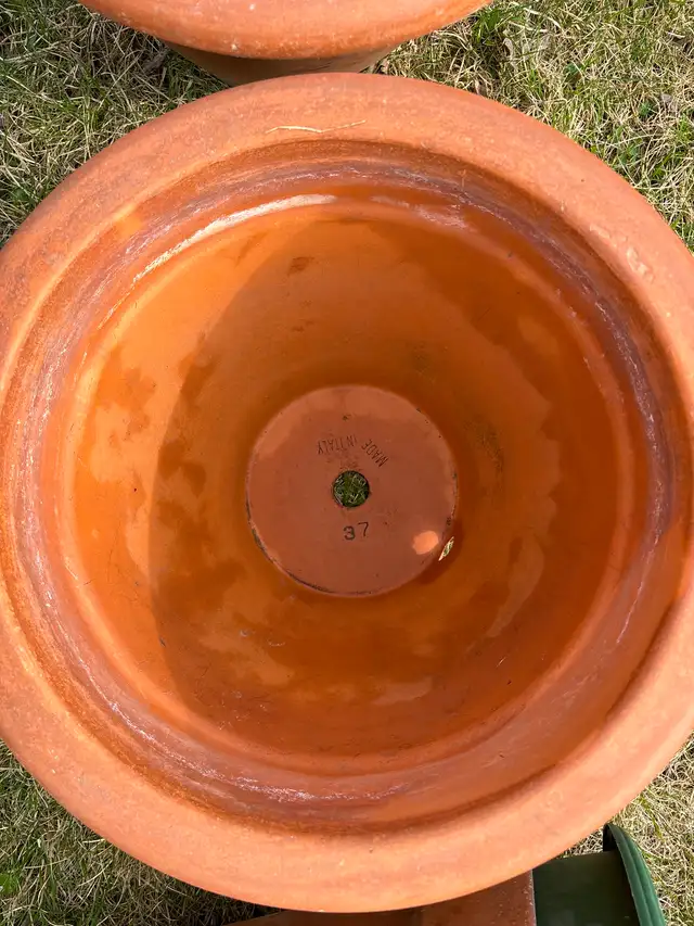 Large clay pots made in Italy - Photo 4