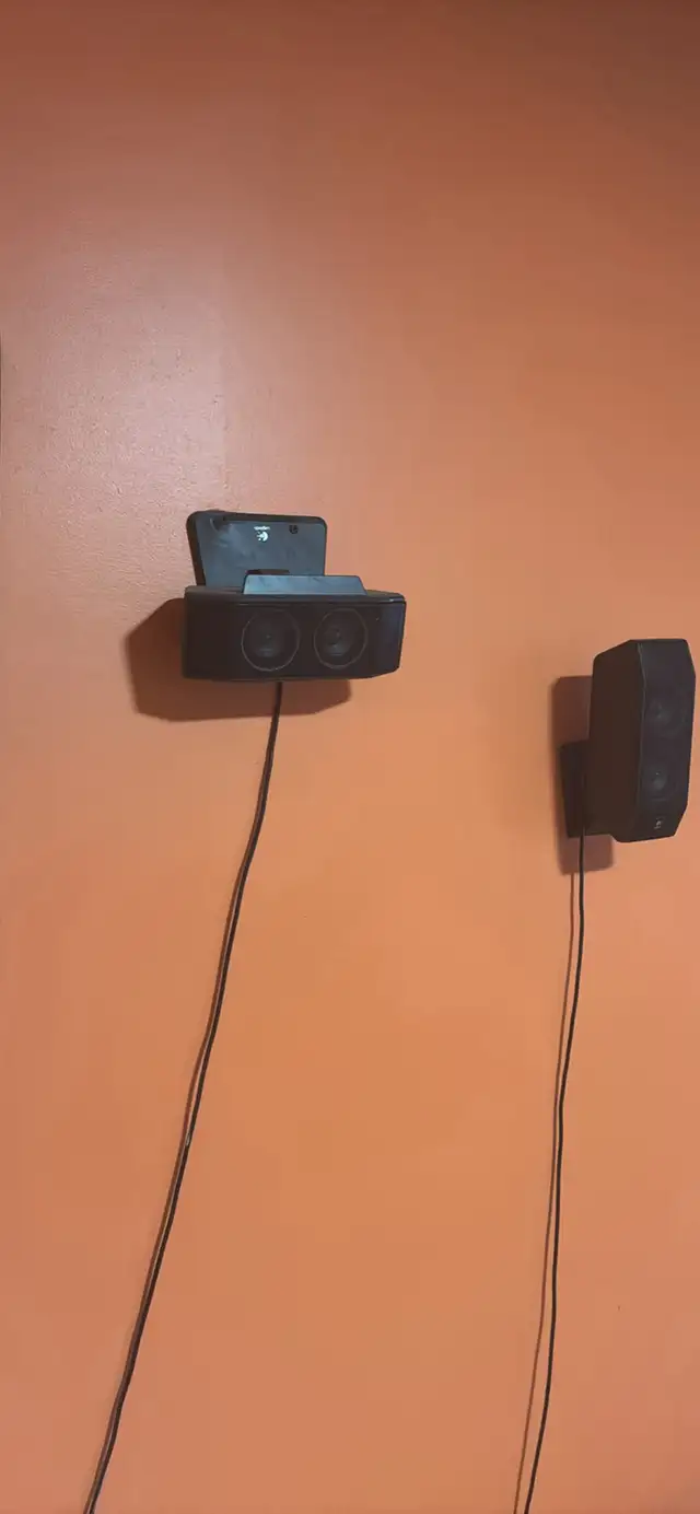 Logitech sound system for pc - Photo 2