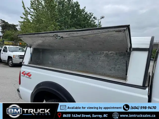 2010 Ford F-250 XLT / Ext Cab / 8 Ft Long Box / 4x4 / Canopy - Photo 11