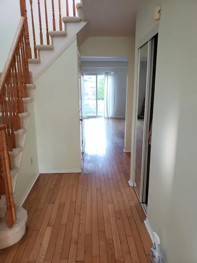 Detached house close to Steeles and Bathurst York Region