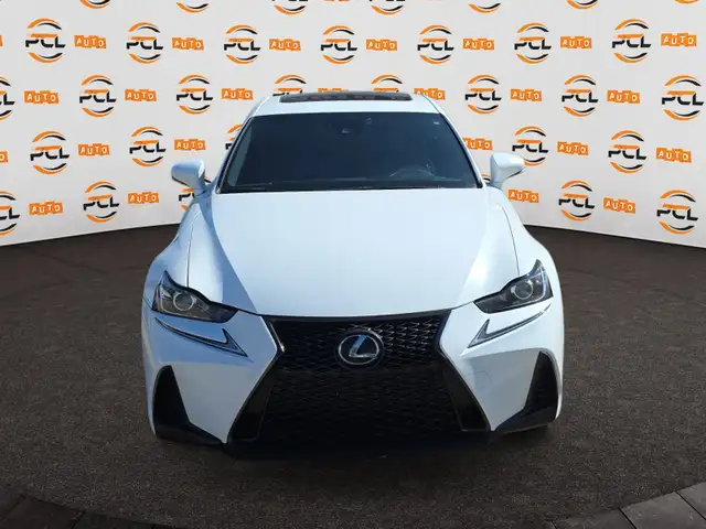 2017 Lexus IS 300 - Photo 2