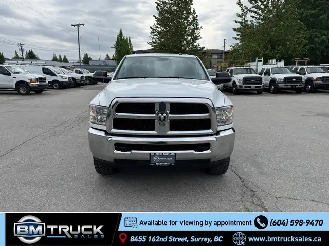 2018 Ram 3500 SXT Crew Cab / 8 Ft Long Box / Power Lift Gate - Photo 3