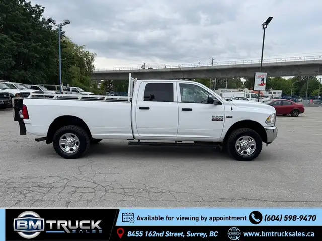 2018 Ram 3500 SXT Crew Cab / 8 Ft Long Box / Power Lift Gate - Photo 6