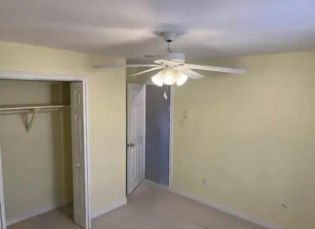 3 bedroom main level for rent - Photo 5