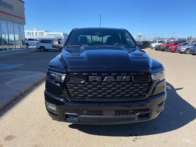 2026 Ram 1500 Express - Photo 2