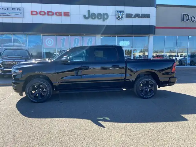 2026 Ram 1500 Express - Photo 9