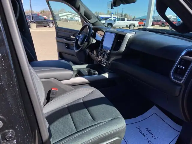 2026 Ram 1500 Express - Photo 16