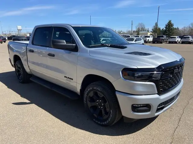 2026 Ram 1500 Express - Photo 3