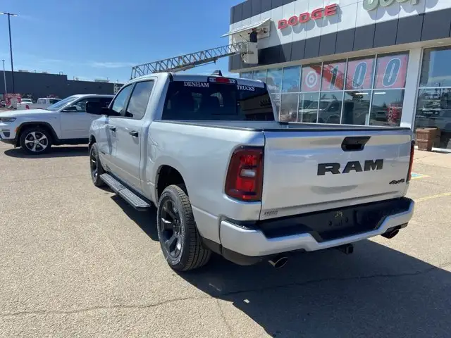 2026 Ram 1500 Express - Photo 7