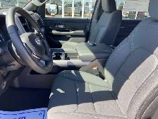 2026 Ram 1500 Express - Photo 11