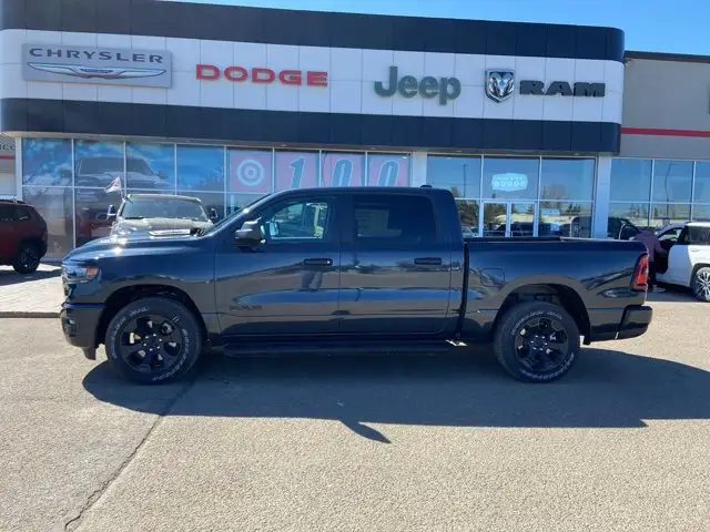 2026 Ram 1500 Express - Photo 8