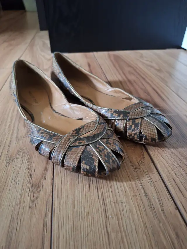 Women’s Predictions Snakeskin Flat Shoes - New - Photo 6