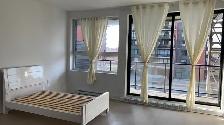 studio neuf à louer à Opus condo