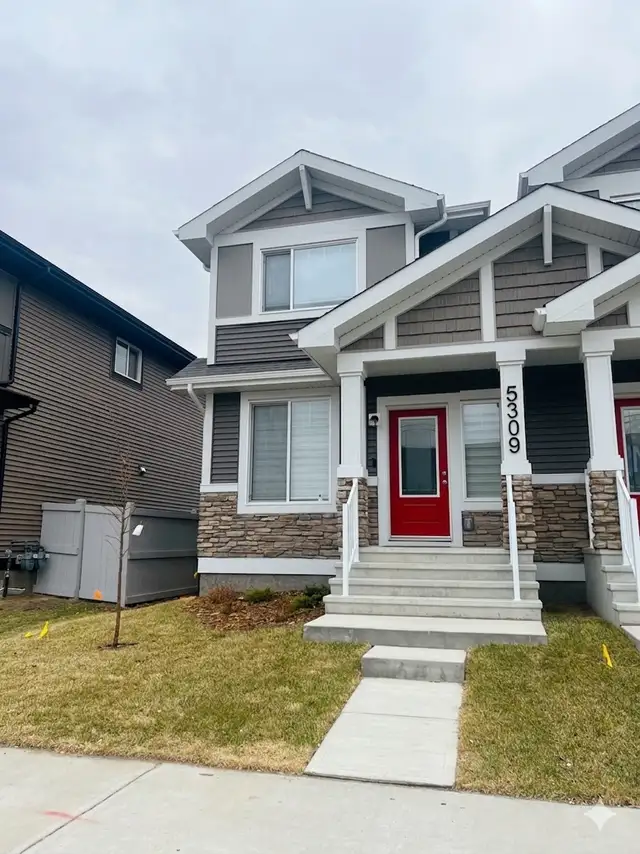 3 Bed 2.5 Bath Townhouse-Double Garage-Pet Friendly-Griesbach