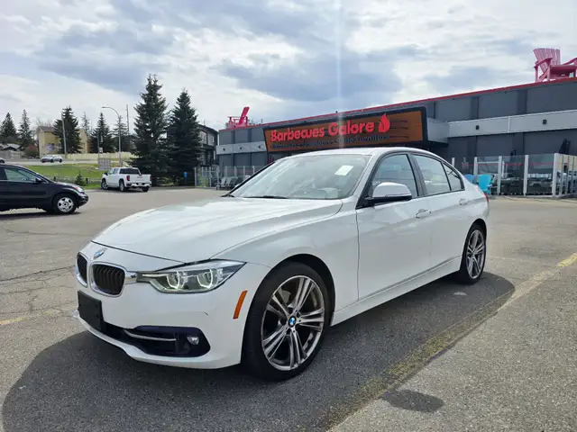 2017 BMW 3 Series xDrive Low KMs  1 Claim less than 3k