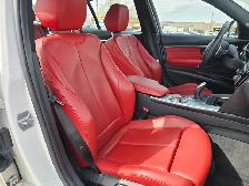 2017 BMW 3 Series xDrive Low KMs  1 Claim less than 3k - Photo 13