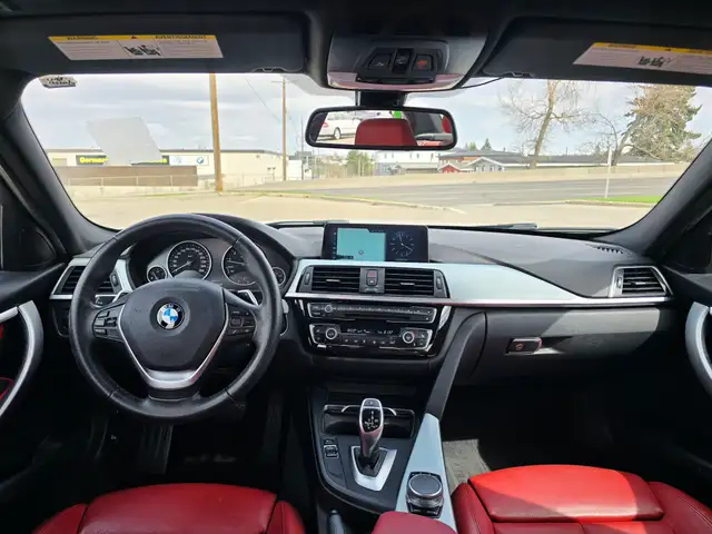 2017 BMW 3 Series xDrive Low KMs  1 Claim less than 3k - Photo 14