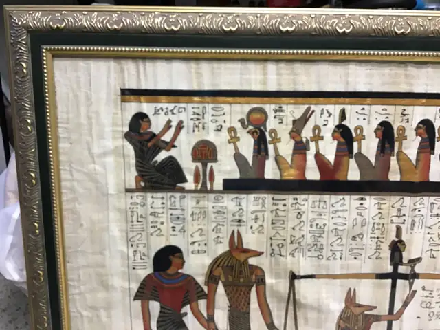 Vintage solid wood frame w/ Egyptian Art $ 350.00 - Photo 2