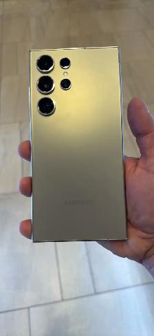 Like new Samsung S24 Ultra | 256gb | 6 months warran